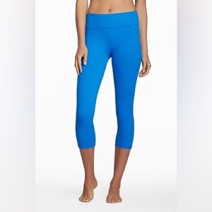 Fabletics Lima Capri Blue Leggings